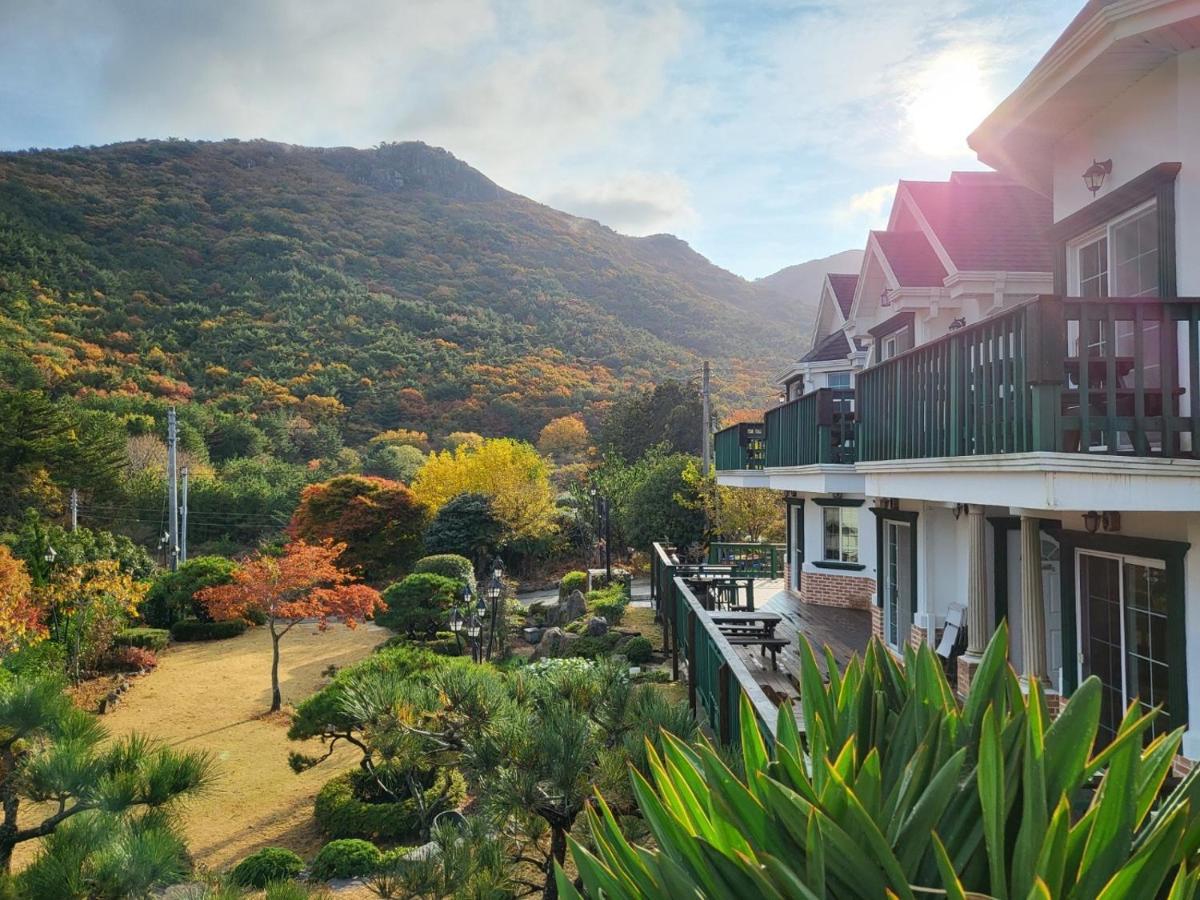 Didimdol Pension Geoje Buitenkant foto