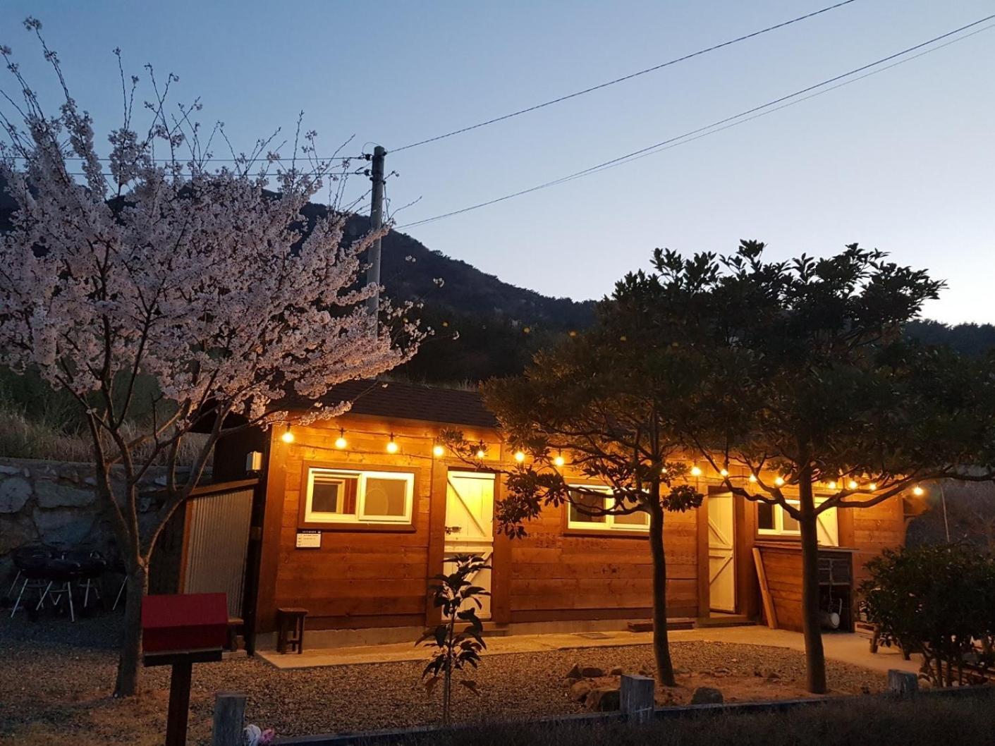 Didimdol Pension Geoje Buitenkant foto